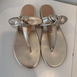 Stuart Weitzman Bandeau T-strap Leather Slide Sandal in Gold Sz 7.5